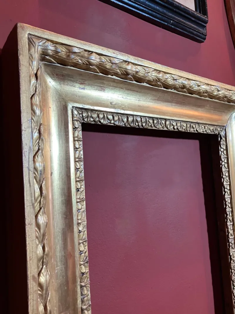 Pamono Tuscan Empire Carved Gold Leaf Gilt Frame, Italy, 19th Century> Mirrors
