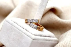 Pamono Two-Tone Gold Hoop Earrings with Brilliant-Cut Diamonds, Set of 2><noscript><img width=