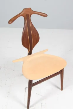 Pamono Valet Chair in Wenge and Ash attributed to Hans Wegner for PP Møbler, Denmark, 2010s> Side Chairs & Dining Chairs