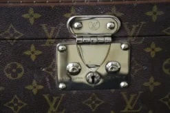 Hot Pamono Vanity Case in Monogram Canvas from Louis Vuitton