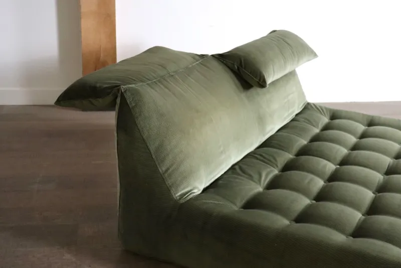 Pamono Velvet Le Bambole Bed by Mario Bellini for B&B Italia, 1970s> Beds & Bedroom Sets