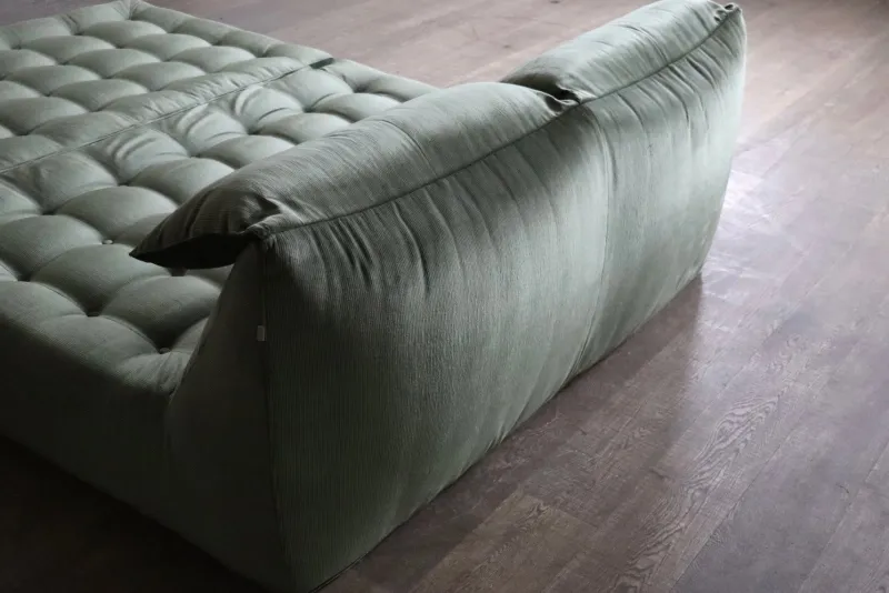 Pamono Velvet Le Bambole Bed by Mario Bellini for B&B Italia, 1970s> Beds & Bedroom Sets
