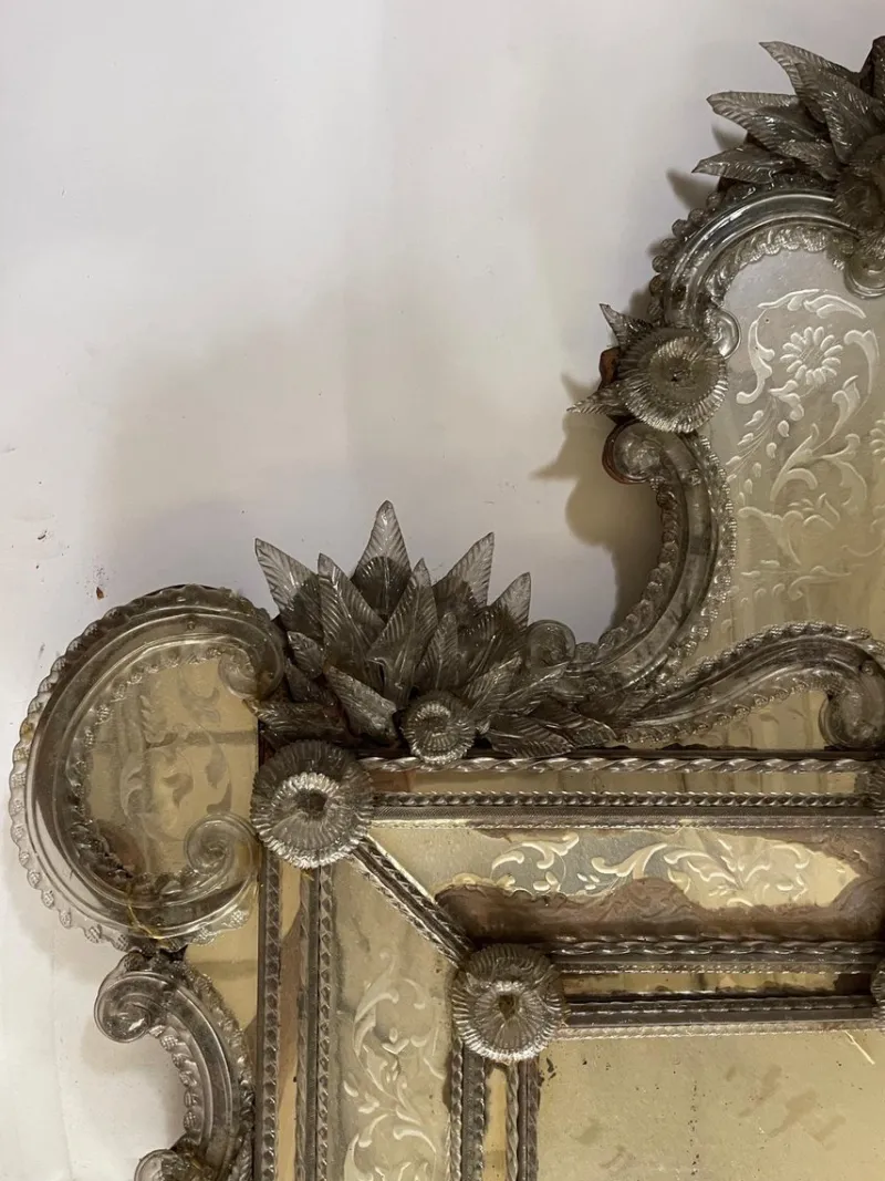 Pamono Venetian Mirror in Engraved Glass with Applied Flowers, 1890s> Mirrors