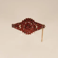 Sale Pamono Victorian Bohemian Bangle Bracelet with Rose Cut Garnets, 19th Century