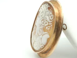 Clearance Pamono Victorian Brooch with Cameo in 14-Karat Gold