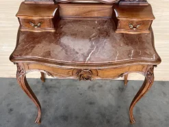 Pamono Victorian Carved Mahogany Dresser Table with Attached Mirror, 1850><noscript><img width=