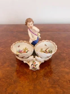 Pamono Victorian Continental Porcelain Salt & Pepper Holders, 1880s, Set of 3> Salt & Pepper Shakers