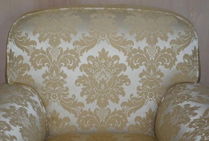 Pamono Victorian Damask Upholstery Sofa & Armchair Club Suite with Turned Bun Feet, Set of 3> Living Room Sets