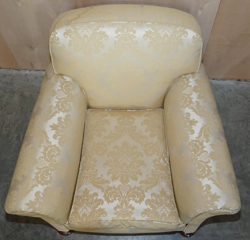 Pamono Victorian Damask Upholstery Sofa & Armchair Club Suite with Turned Bun Feet, Set of 3> Living Room Sets