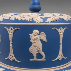 Online Pamono Victorian English Jasperware Cheese Keeper or Serving Dome in the Style of Wedgwood