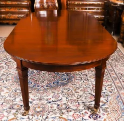 Best Pamono Victorian Flame Mahogany Extending Dining Table, 1890s
