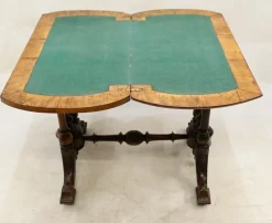 Pamono Victorian Games Table in Burr Walnut, 1880s><noscript><img width=