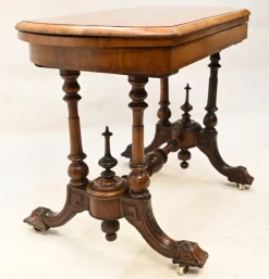 Pamono Victorian Games Table in Burr Walnut, 1880s><noscript><img width=