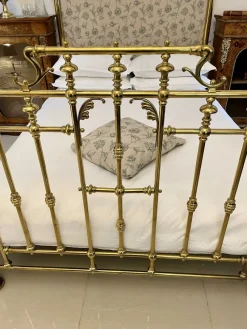 Outlet Pamono Victorian Gilded Solid Brass Half Tester Double Bed