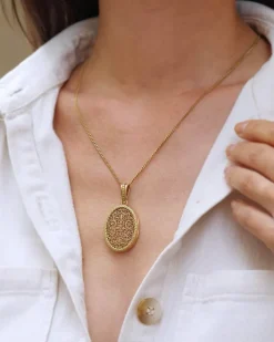 Clearance Pamono Victorian Locket Scroll Pendant