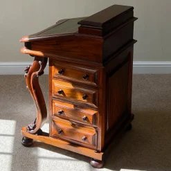 Pamono Victorian Mahogany Davenport Desk with Leather Writing Surface and Carved Floral Rosettes, England, 1850s><noscript><img width=