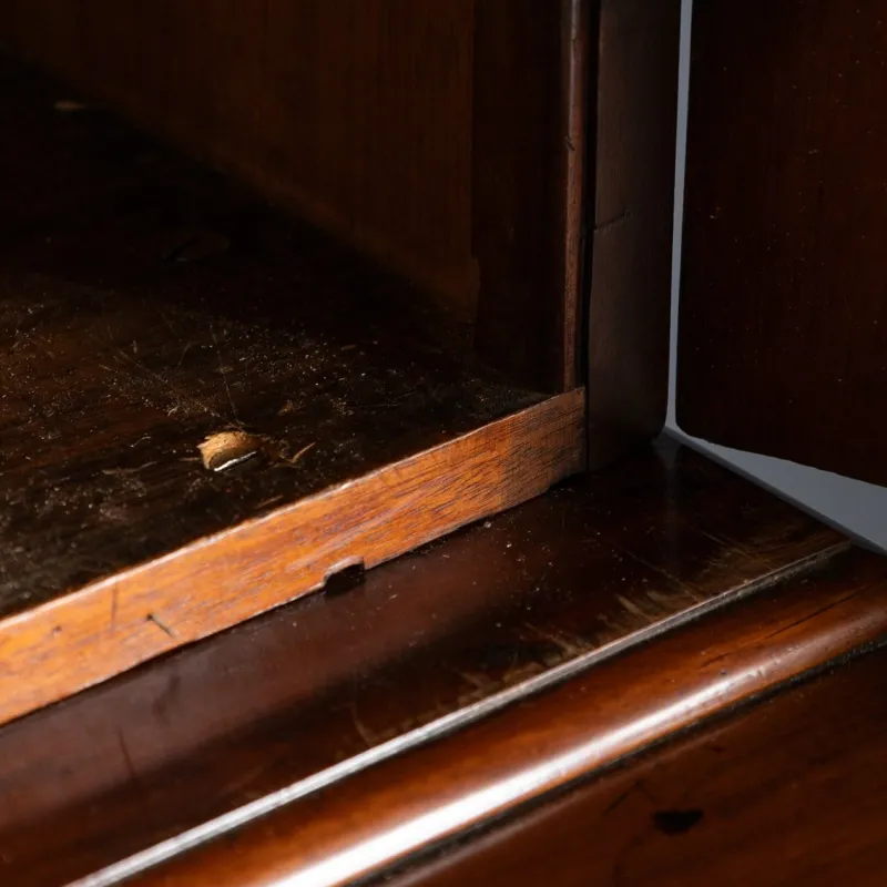 Pamono Victorian Mahogany Gun Shop Display Cabinet, 1880s> Cabinets & Wardrobes