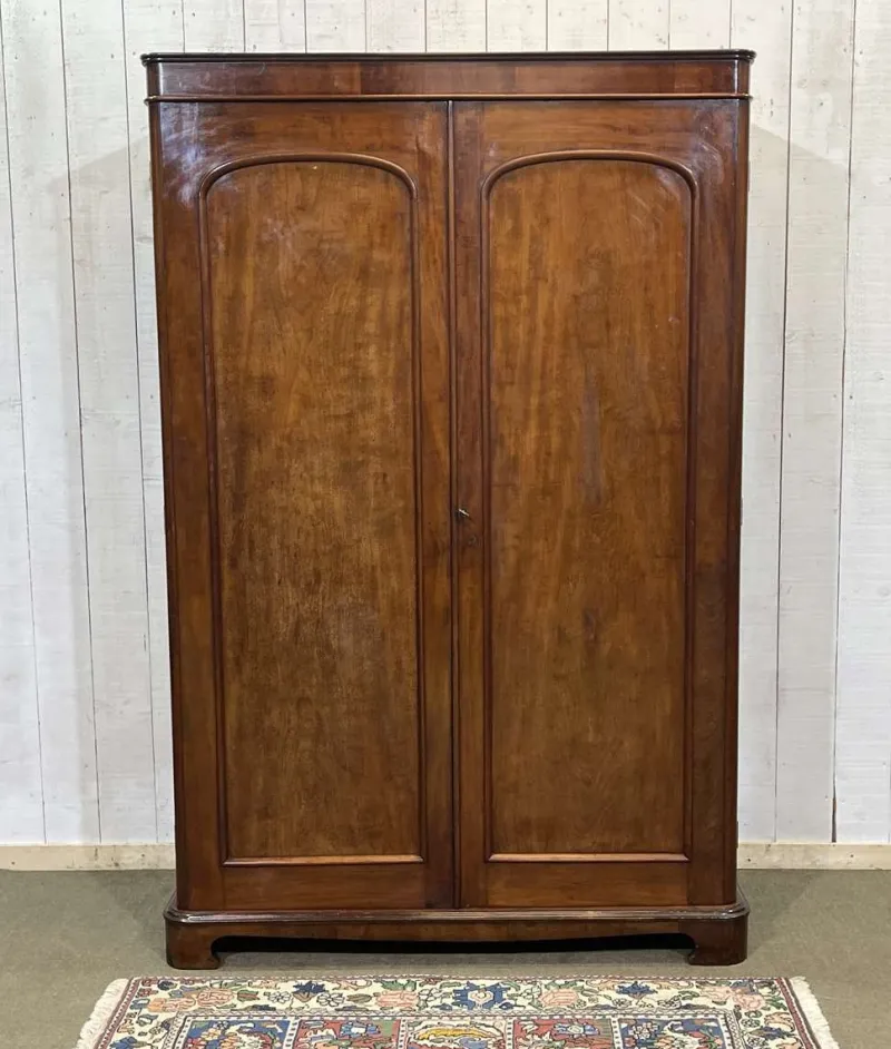 Pamono Victorian Mahogany Wardrobe, 19th Century> Cabinets & Wardrobes
