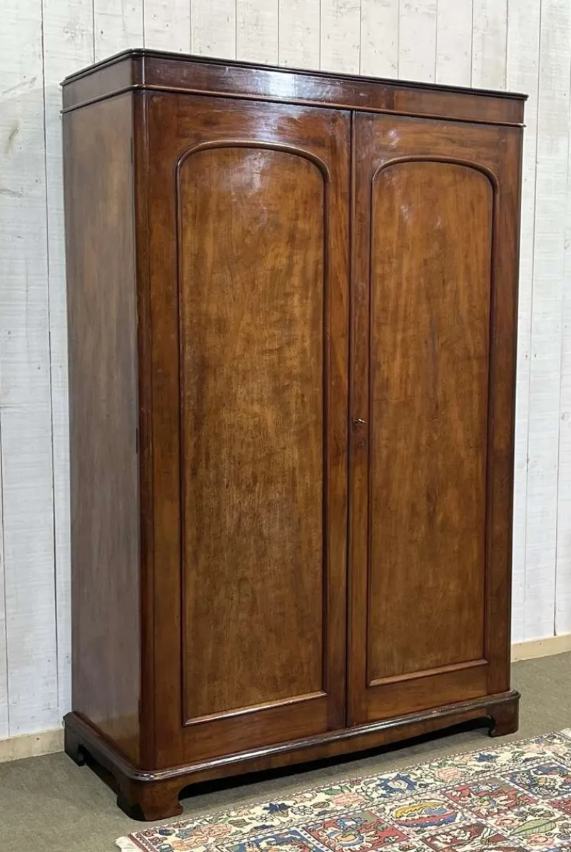 Pamono Victorian Mahogany Wardrobe, 19th Century> Cabinets & Wardrobes