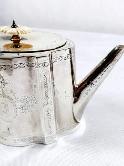 Pamono Victorian Silver Plated Tea and Coffee Set from Richard Martin & Ebenezer Hall & Co, Set of 4><noscript><img width=