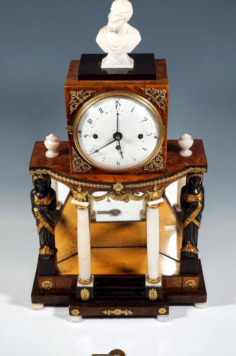 Pamono Viennese Empire Portal Clock with Caryatids and Gilded Fittings, 1810> Clocks