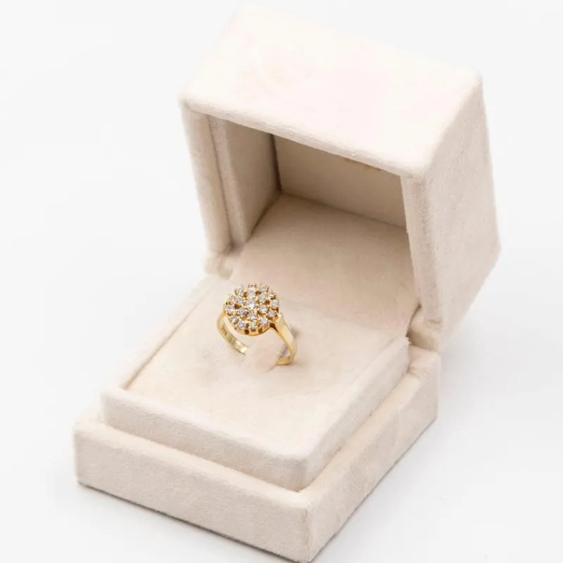 Hot Pamono Vintage 14 Karat Yellow Gold Ring with Brilliant Cut Diamonds, 1970s