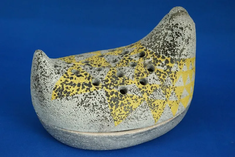 Pamono Vintage Acid-Treated Ceramic Chicken-Shaped Perfume Diffuser by Dante Baldelli, 1930s> Bottles, Carafes & Jugs