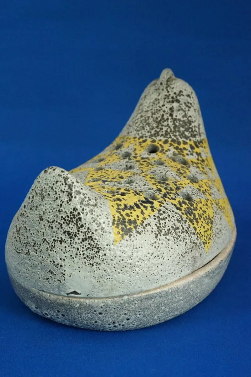 Pamono Vintage Acid-Treated Ceramic Chicken-Shaped Perfume Diffuser by Dante Baldelli, 1930s> Bottles, Carafes & Jugs