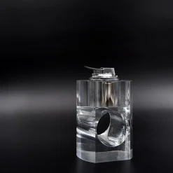 Pamono Vintage Acrylic Glass Table Lighter from Ronson, 1970s> Dinnerware Accessories