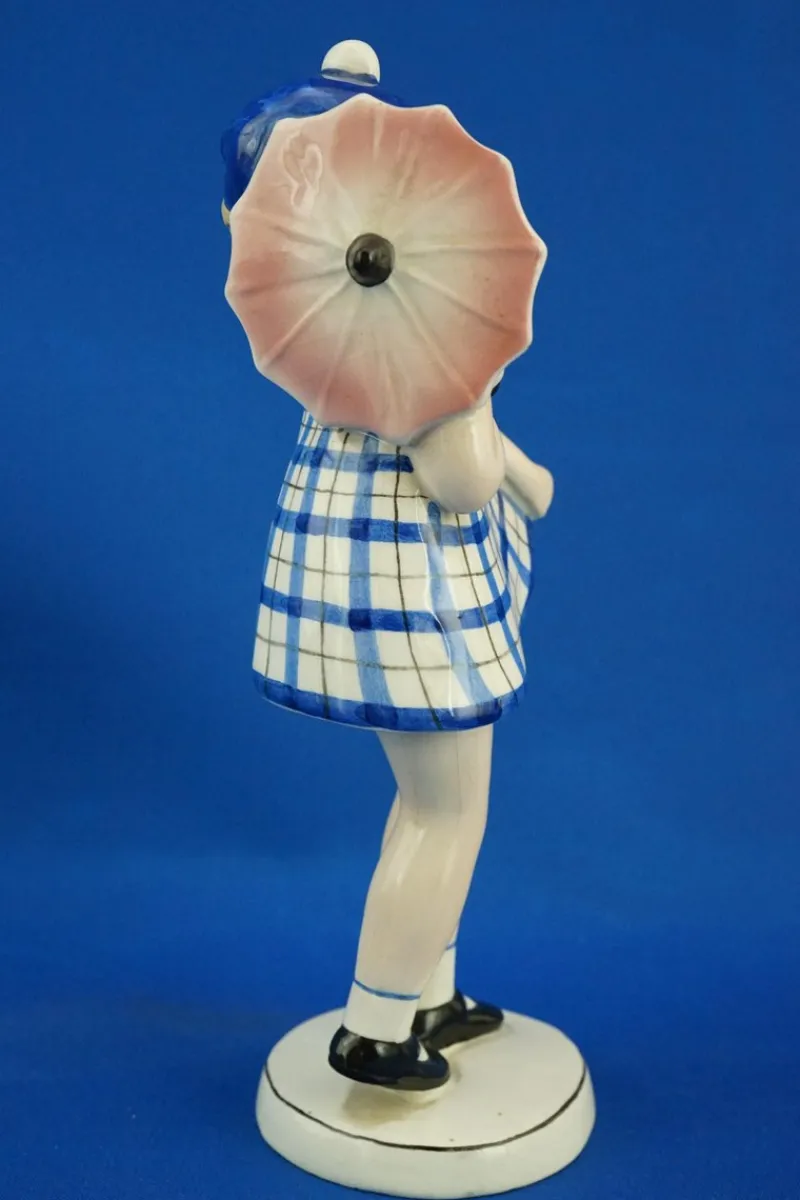 Pamono Vintage Art Deco Ceramic Sculpture by Claire Weiss for the Goldscheider Factory, 1920s> Art Deco|Sculpture
