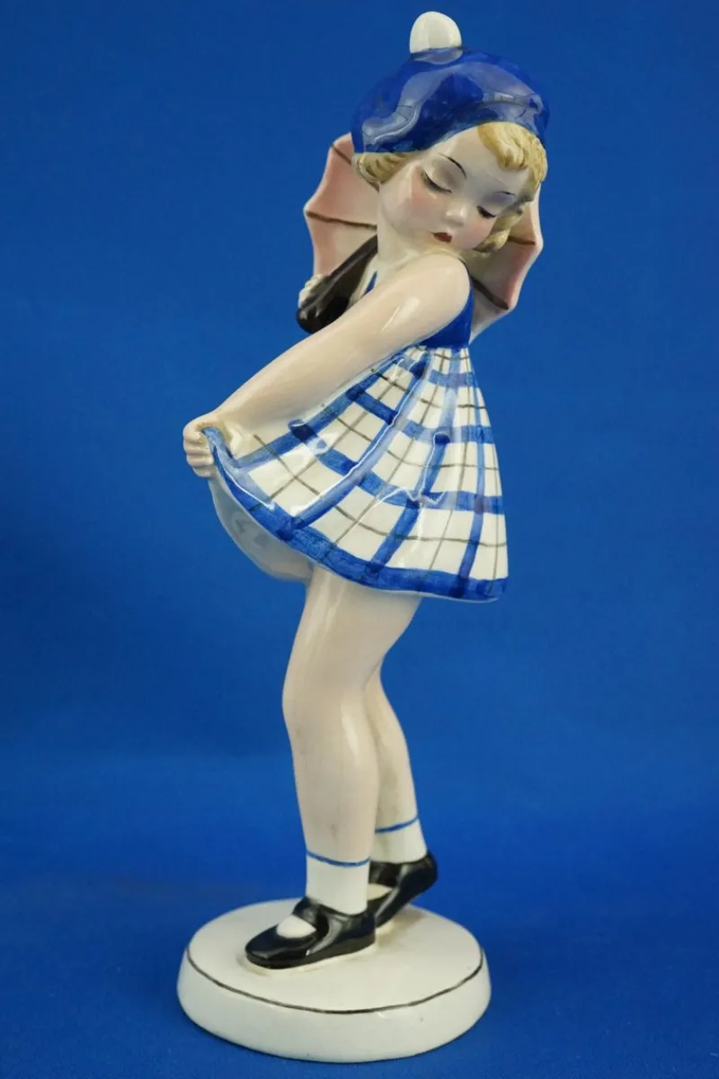 Pamono Vintage Art Deco Ceramic Sculpture by Claire Weiss for the Goldscheider Factory, 1920s> Art Deco|Sculpture