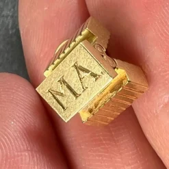 Pamono Vintage Art Deco Folding Fob Seal Initials Am 18k Yellow Gold Charm Pendant, 1920s><noscript><img width=