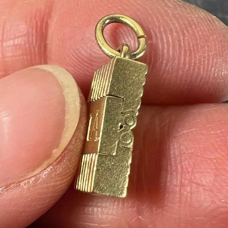 Pamono Vintage Art Deco Folding Fob Seal Initials Am 18k Yellow Gold Charm Pendant, 1920s> Necklaces