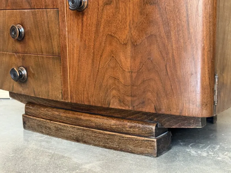 Pamono Vintage Art Deco Spanish Walnut Nightstands, 1950, Set of 2> Nightstands