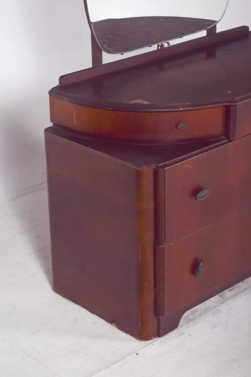 Pamono Vintage Art Deco Walnut Dressing Table, 1920s> Dressing Tables