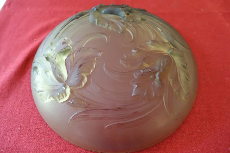 Pamono Vintage Art Nouveau Opalescent Glass Centerpiece, 1920s> Dinnerware Accessories