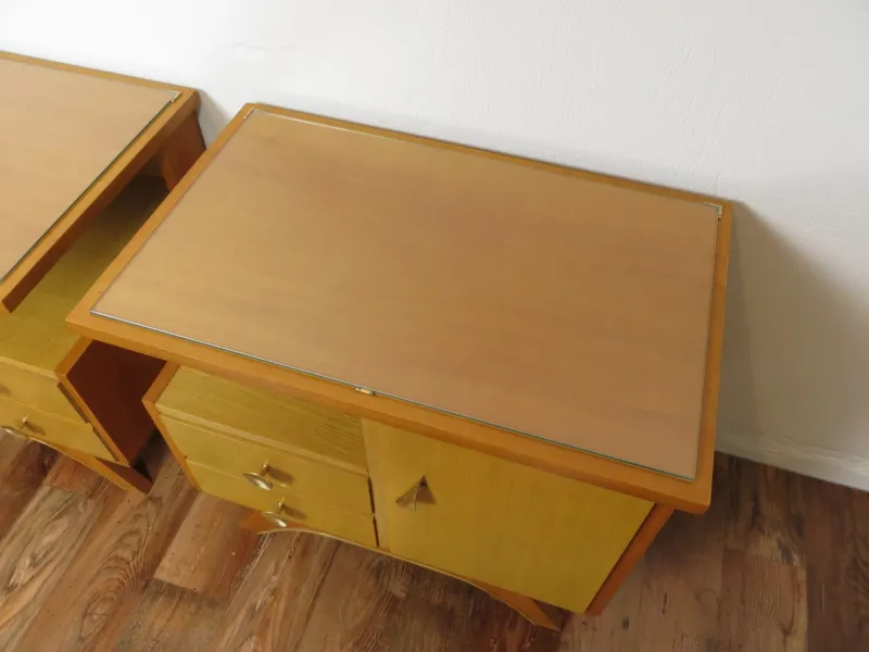 Clearance Pamono Vintage Bedside Tables with Drawers and Glass Top, 1950s, Set of 2