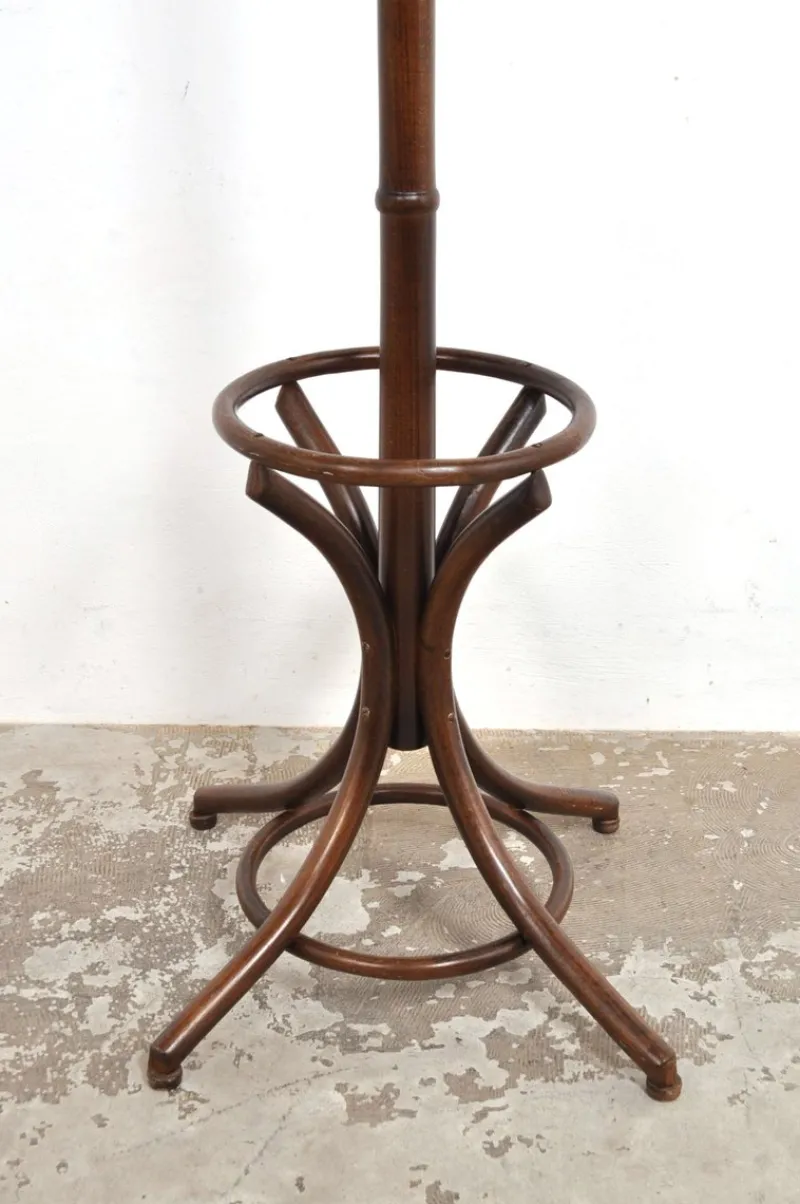 Pamono Vintage Beech Floor Coat Rack in Thonet Style, 1950s> Racks, Hooks & Valets
