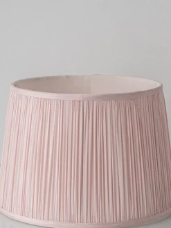 Pamono Vintage Blue and White Ceramic Table Lamps with New Pink Silk Lampshades from Royal Delft, 1980s, Set of 2><noscript><img width=