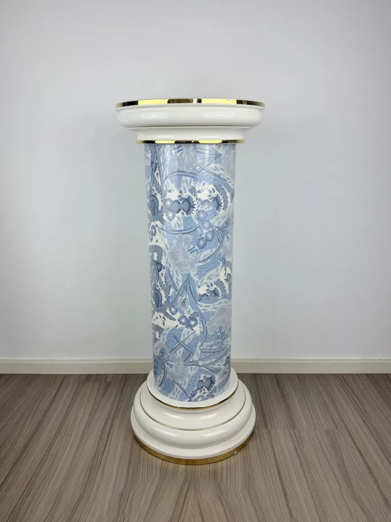 Pamono Vintage Blue and White Porcelain Column Stand with Gold Trim, 1960s> Pedestals And Columns