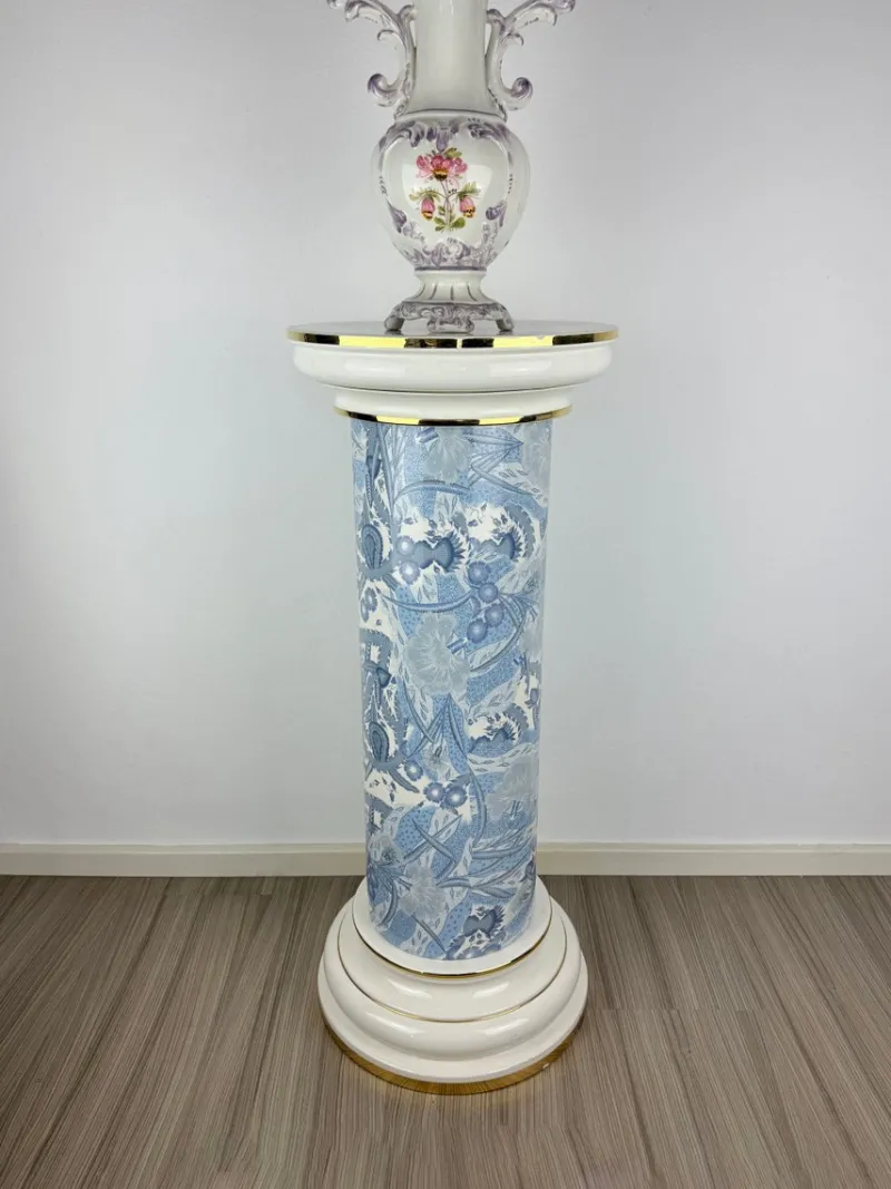 Pamono Vintage Blue and White Porcelain Column Stand with Gold Trim, 1960s> Pedestals And Columns