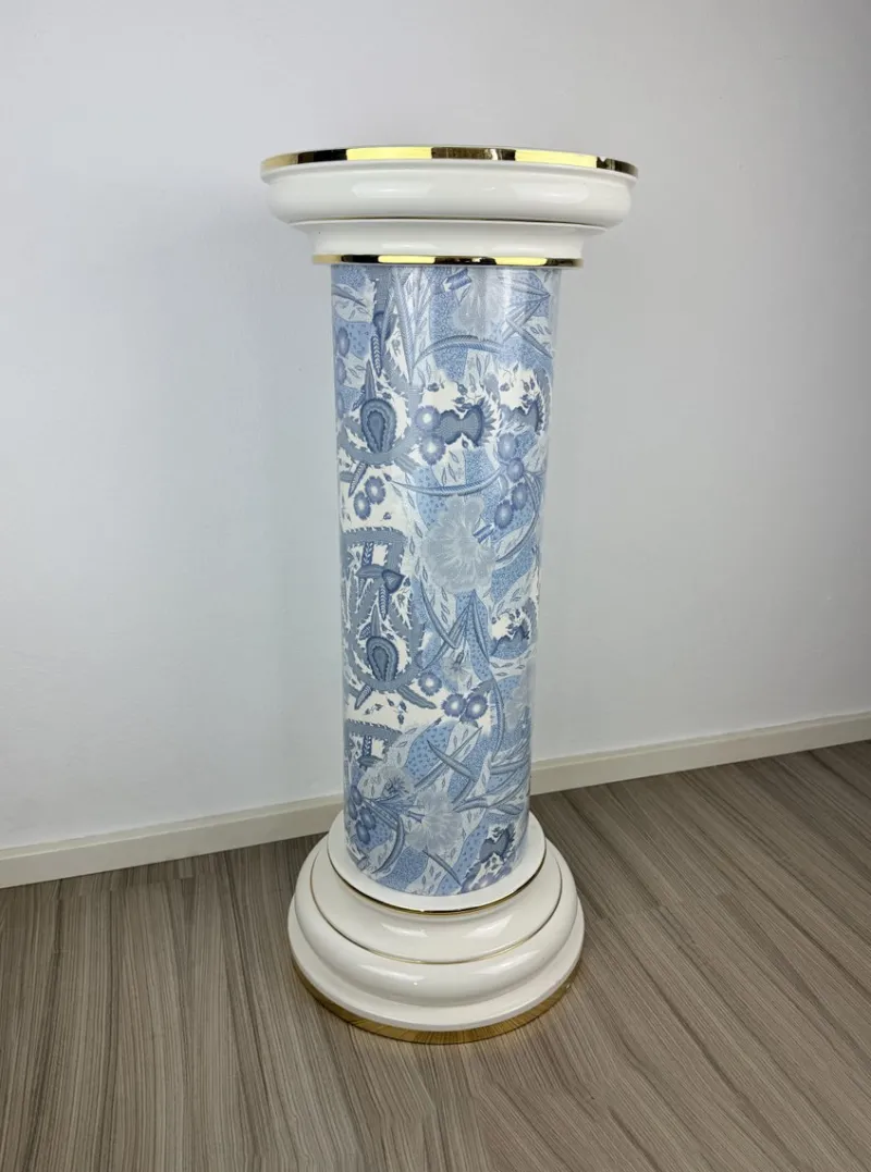 Pamono Vintage Blue and White Porcelain Column Stand with Gold Trim, 1960s> Pedestals And Columns