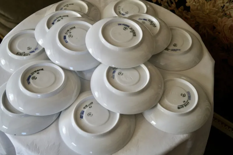 Online Pamono Vintage Blue Flowers Soup Bouillon Cup and Saucers from Royal Copenhagen, 1985, Set of 14