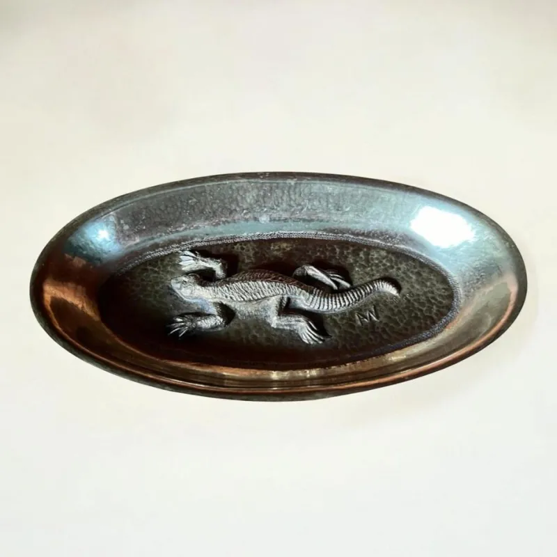 Pamono Vintage Brass Bowl with Raised Salamander, 1930s> Bowls