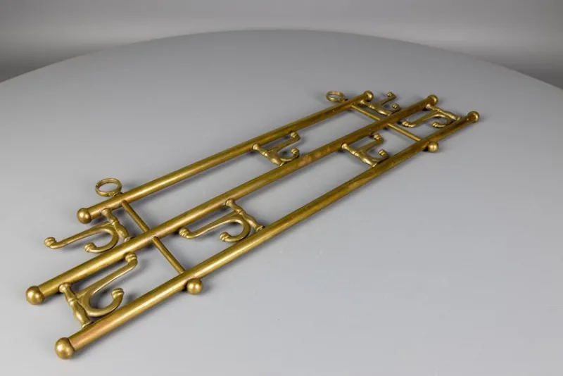 Pamono Vintage Brass Coat Rack with Seven Swiveling Hooks, 1960s> Racks, Hooks & Valets