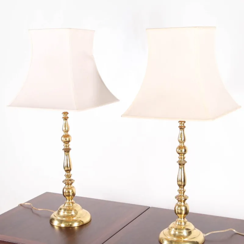Pamono Vintage Brass Table Lamps, 1970s, Set of 2> Table Lamps