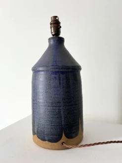 Pamono Vintage British Studio Pottery Lamp in Midnight Blue, 1950><noscript><img width=