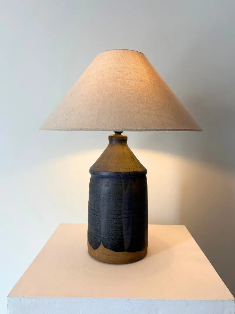 Pamono Vintage British Studio Pottery Lamp in Midnight Blue, 1950> Table Lamps