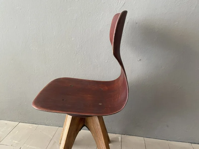 Pamono Vintage Brown High Children's Chair, 1950s> Children's Chairs