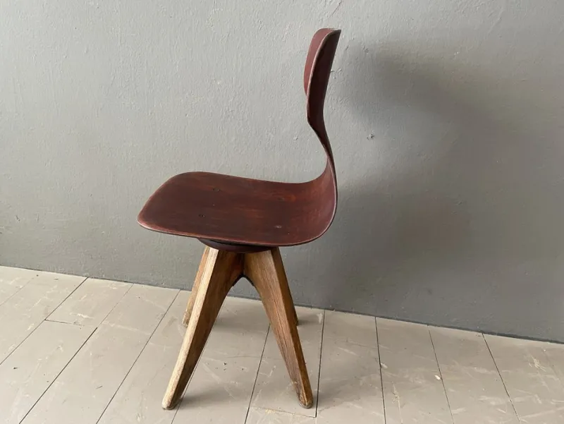 Pamono Vintage Brown High Children's Chair, 1950s> Children's Chairs